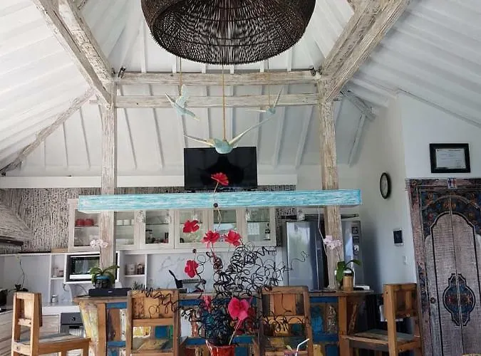 The Kayu Manis Villa